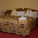 Thermal Elisabethpark Ξενοδοχείο 4*