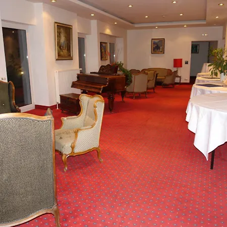 Hotel Thermal Elisabethpark 4*