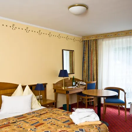 Thermal Elisabethpark 4*